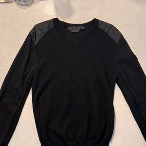 Men’s Medium Canada Goose Sweater